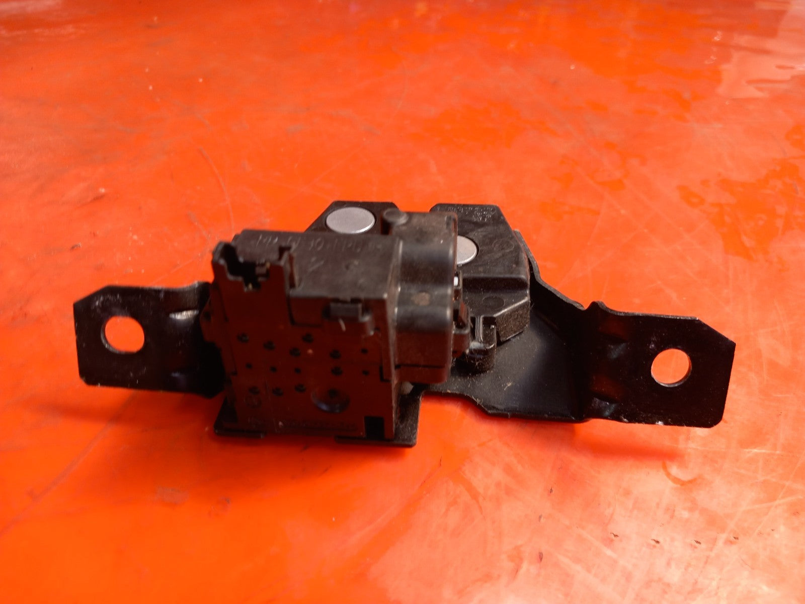 ebay-src:https://i.ebayimg.com/00/s/mtiwmfgxnjaw/z/obkaaesweu1qhqdi/$_57.jpg