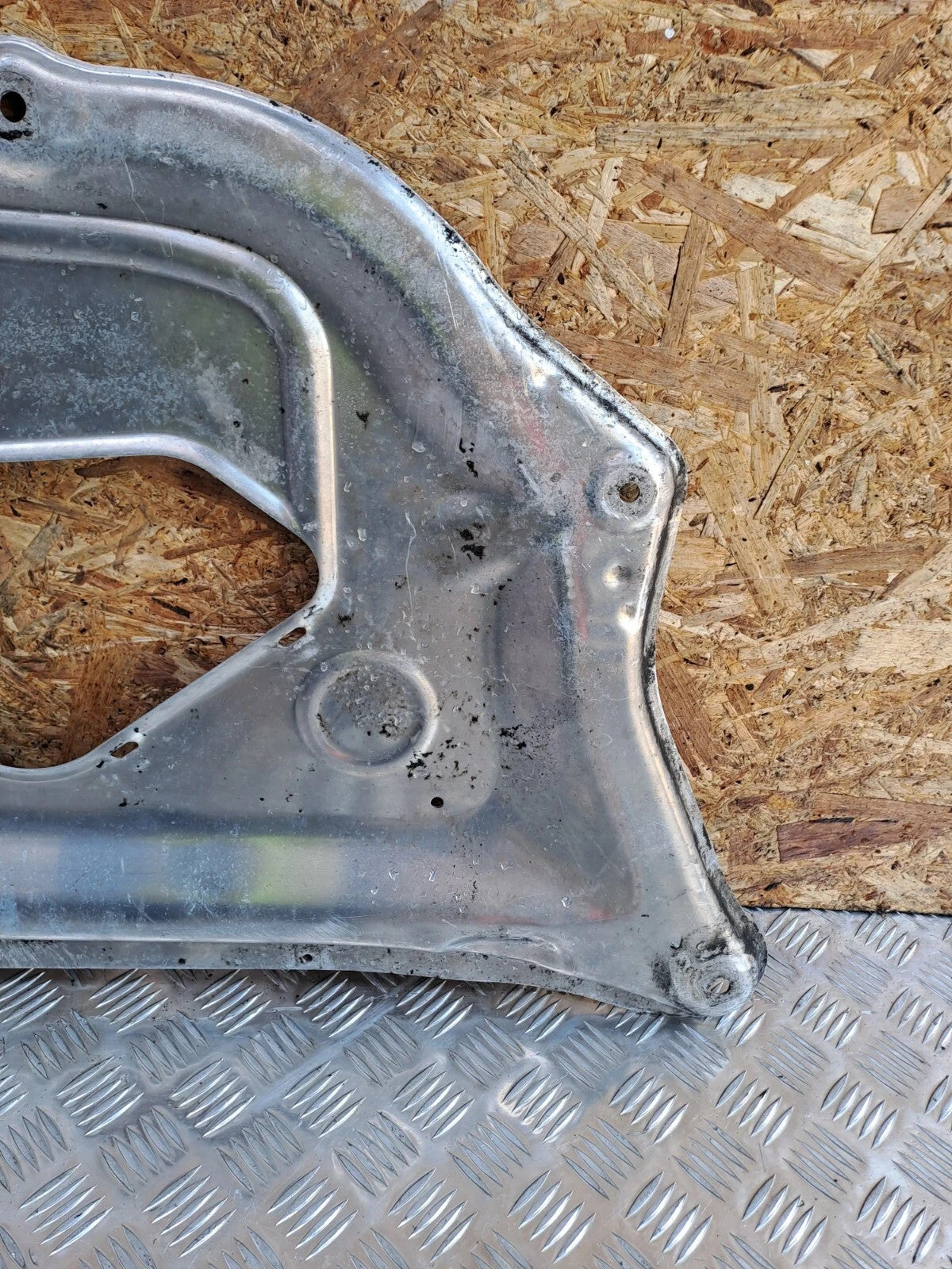 ebay-src:https://i.ebayimg.com/00/s/mtywmfgxmjaw/z/m-saaeswwbzqymi8/$_57.jpg