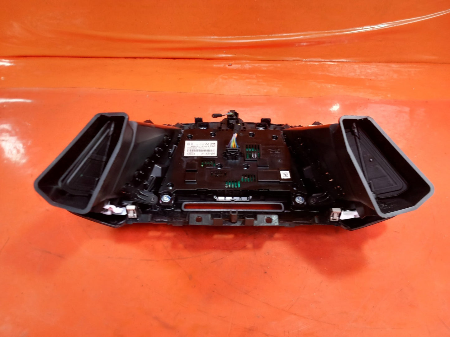 Ford Tourneo Custom 2.2 Diesel 2016 Radio Control Panel BK2T18K811BC A411 - Image 10