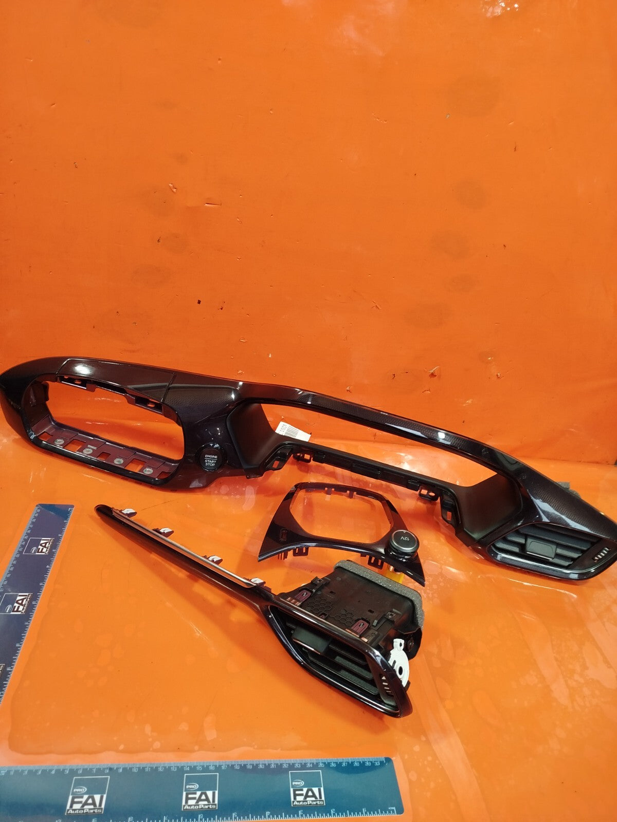 ✅FORD FIESTA MK8 VIGNALE 1.0 PETROL 2018 AIR VENT DASHBOARD TRIM SET Warranty - Image 1