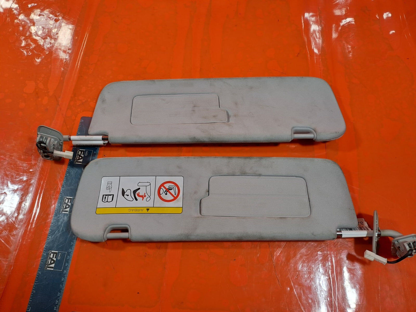✅2020 TESLA MODEL 3 LEFT & RIGHT SUN VISOR PAIR 1088738-21-I + WARRANTY A262 - Image 2