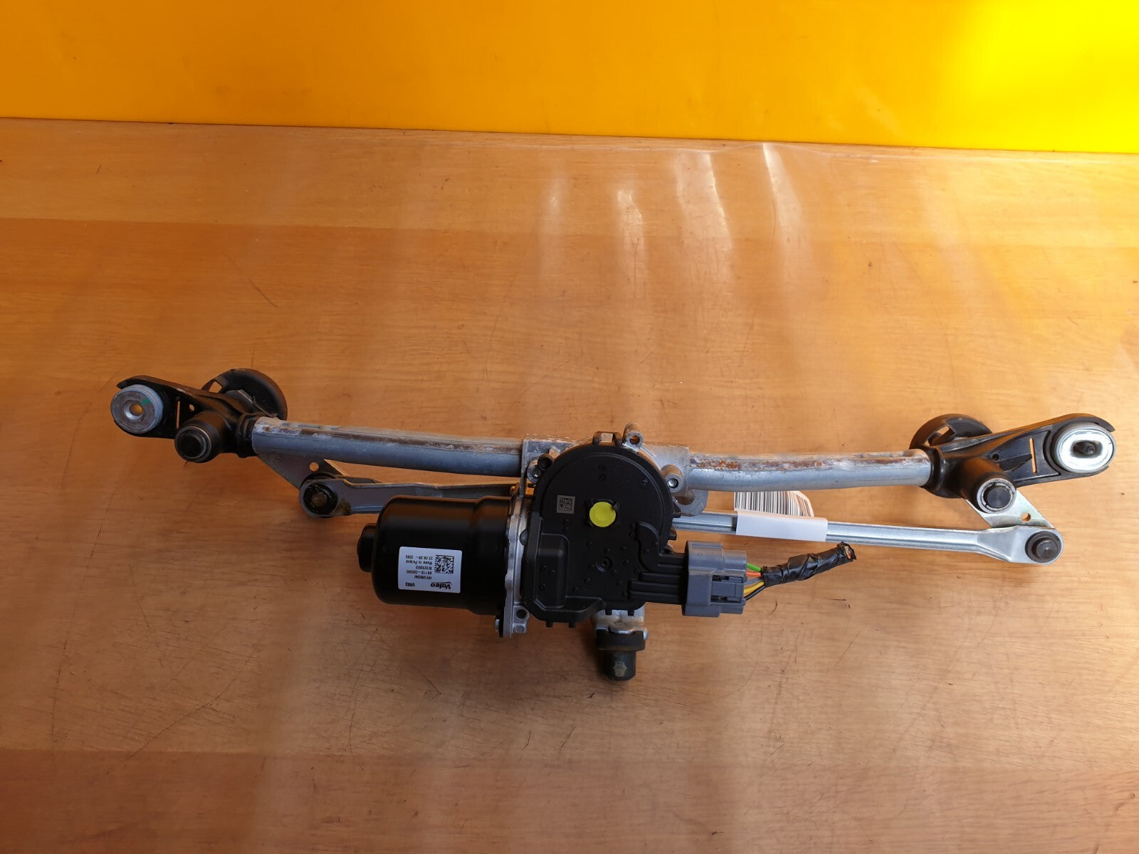 ebay-src:https://i.ebayimg.com/00/s/mtiwmfgxnjaw/z/-tuaaoswb2jmrmat/$_57.jpg