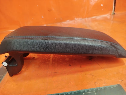 ✅BMW 220D M SPORT F44 2.0 DIESEL 2023 CENTRE CONSOLE LEATHER ARMREST Warranty - Image 7