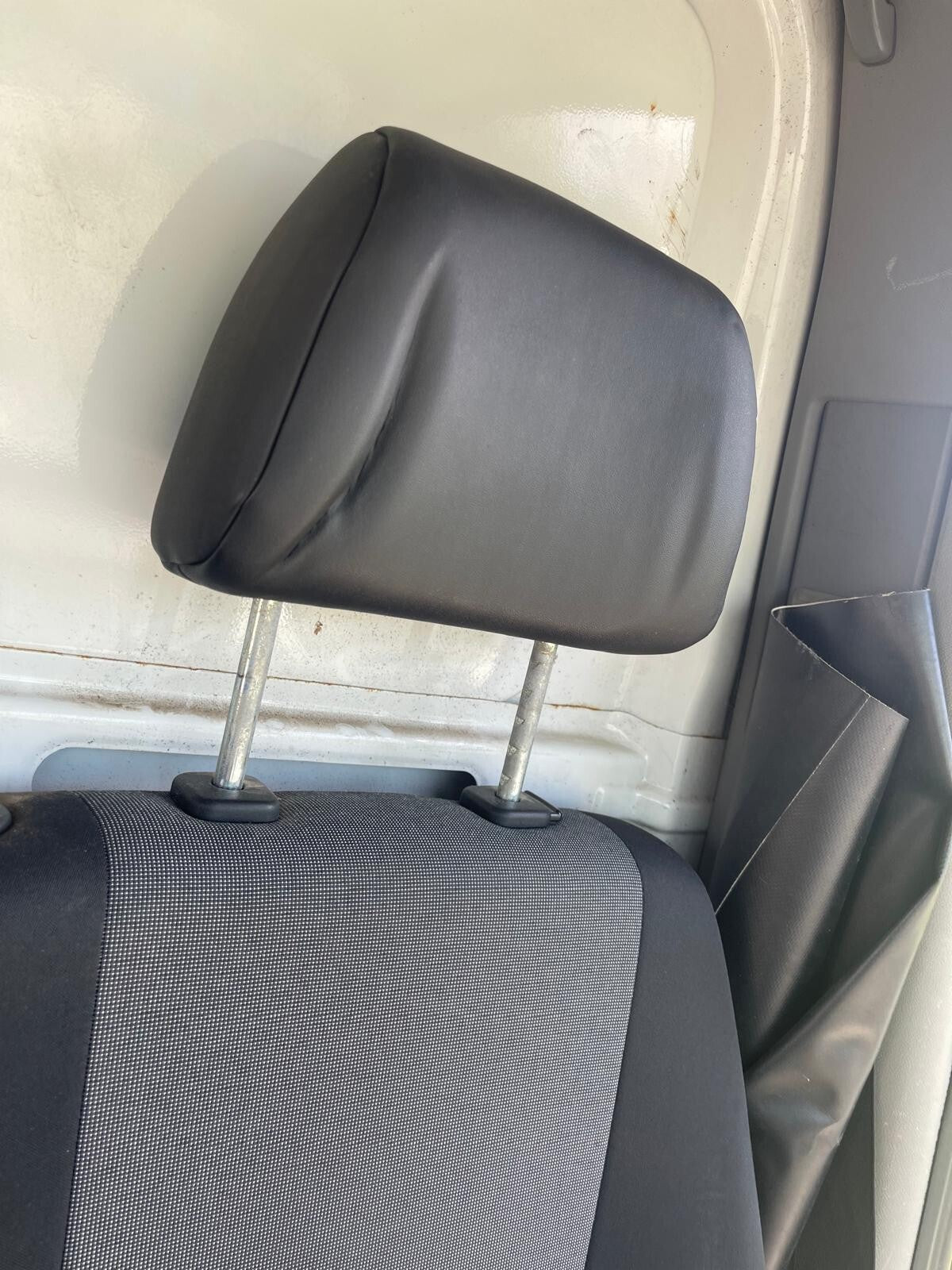 ✅VW CRAFTER CR35 2.0 DIESEL 2015 FRONT LEFT DOUBLE TWIN SEATS Warranty A275 - Image 4