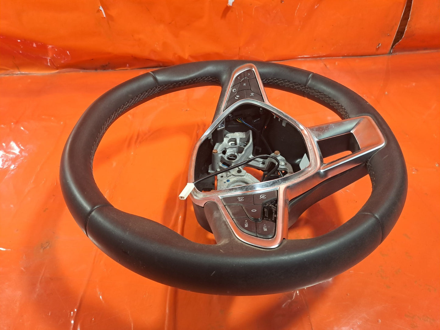 ✅2021 Renault Captur MK2 Steering Wheel 34268102C + Warranty A385 - Image 4