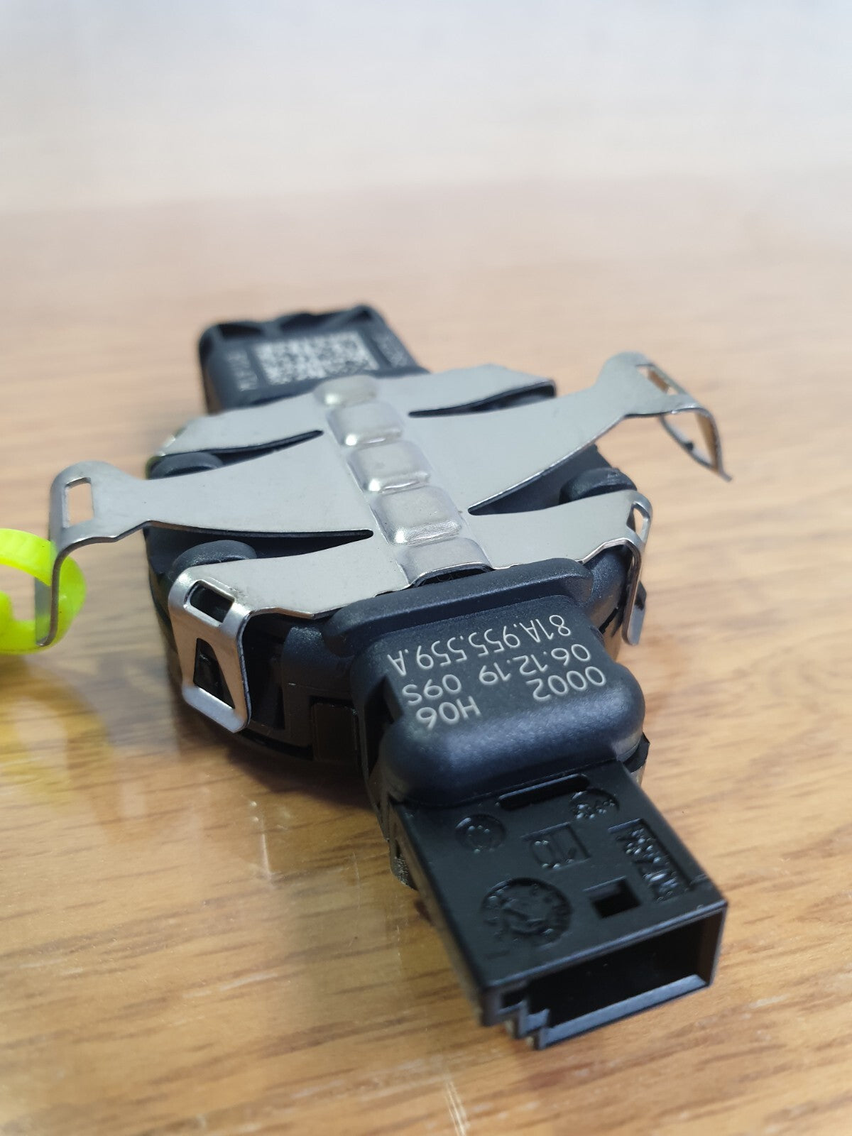 ✅AUDI A1 SPORT 1.0 PETROL 2020 FRONT WINDSCREEN RAIN SENSOR 81A955559A Warranty - Image 8