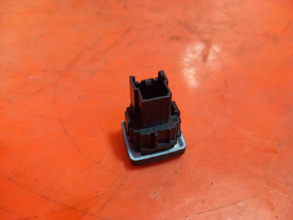 2017 Ford Ranger Wildtrak Rear Boot Light Switch Warranty A401 - Image 8