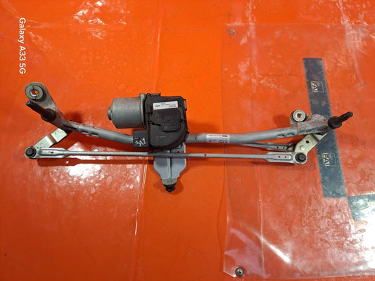 ✅POLESTAR 2 LONG RANGE 2023 FRONT WINDSCREEN WIPER MOTOR & LINKAGE 32372747 A312 - Image 2