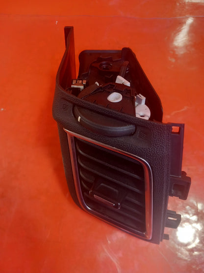 Ford Transit Custom 2.0 Diesel 2019 Front Left Dashboard Air Vent JK21V018B09CE - Image 3