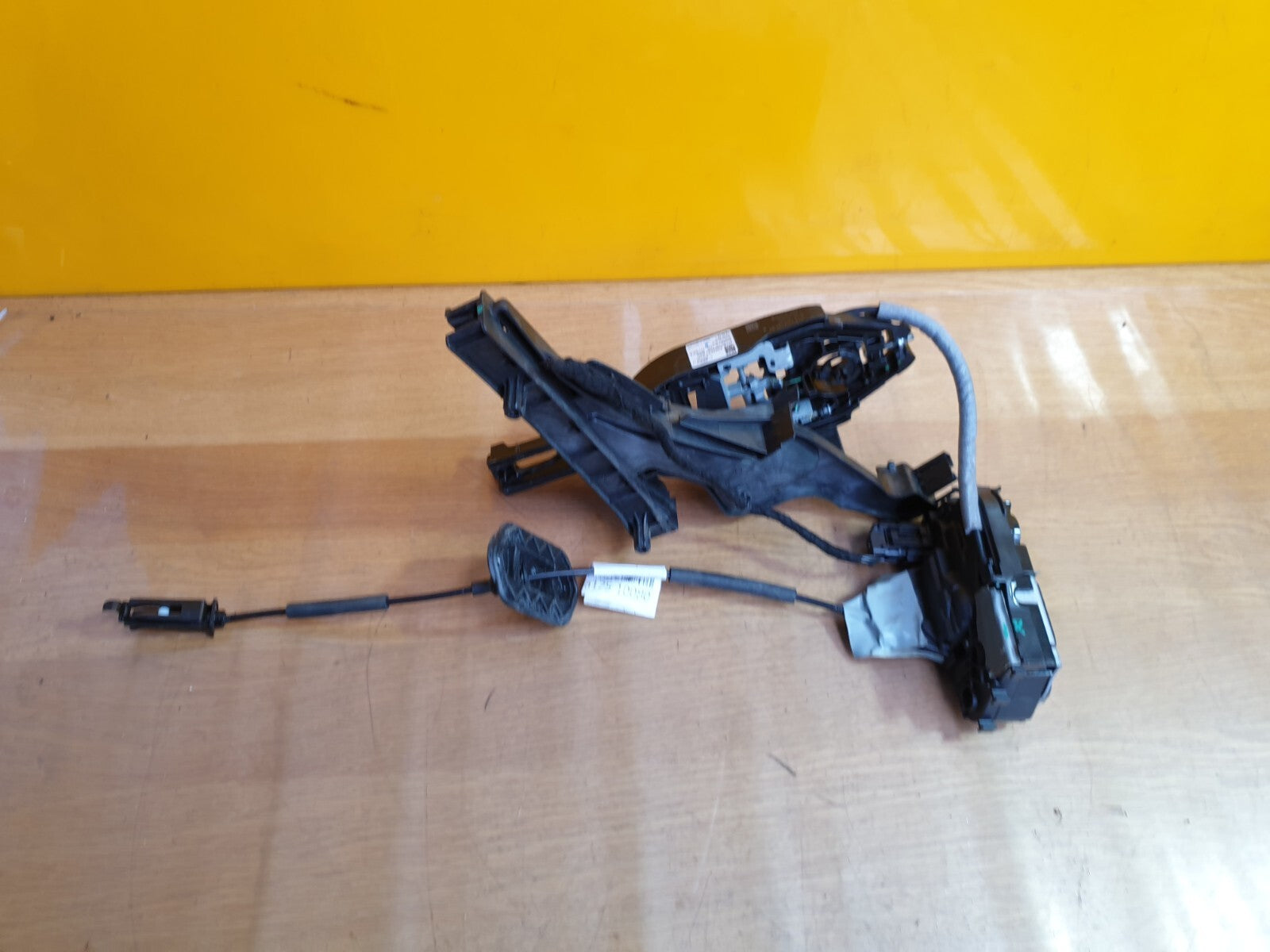 ebay-src:https://i.ebayimg.com/00/s/mtiwmfgxnjaw/z/h1eaaoswqbjmnkxv/$_57.jpg