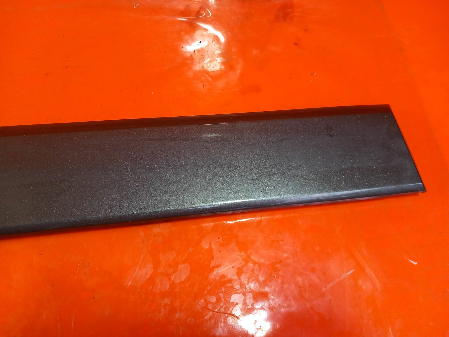 2021 Ford Transit Custom Sliding Side Door Trim Strip Right BK21-29076-BEW A372 - Image 4