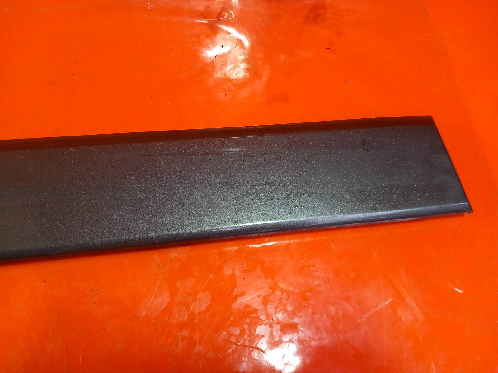 2021 Ford Transit Custom Sliding Side Door Trim Strip Right BK21-29076-BEW A372 - Image 4