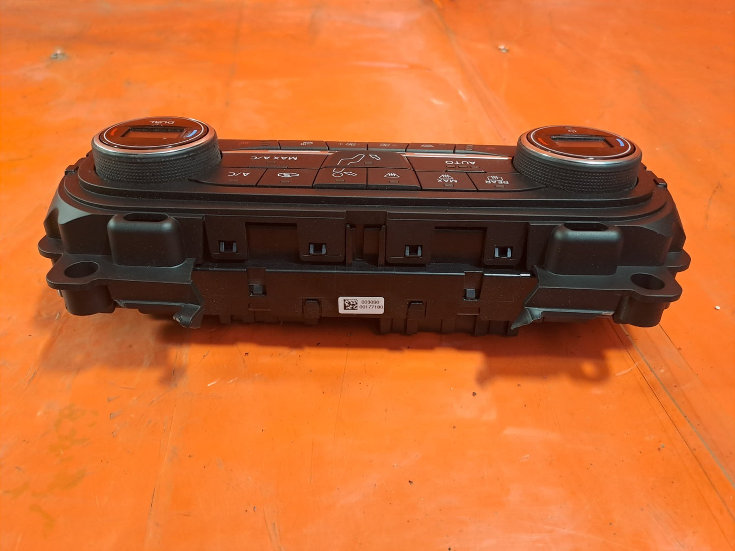 ✅2019 Ford Focus MK4 ST-Line Heat AC Controller JX7T-18C612-HC + Warranty A354 - Image 4