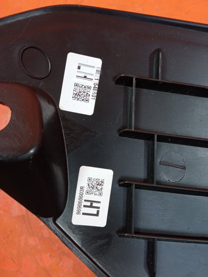 ✅2024 Dacia Duster Journey Centre Console Trim Left 689211548R + Warranty A364 - Image 7