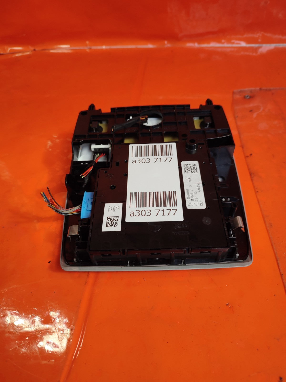 ✅BMW X1 F48 2.0 PETROL 2018 FRONT INTERIOR ROOF LIGHT 6820167 Warranty A303 - Image 8