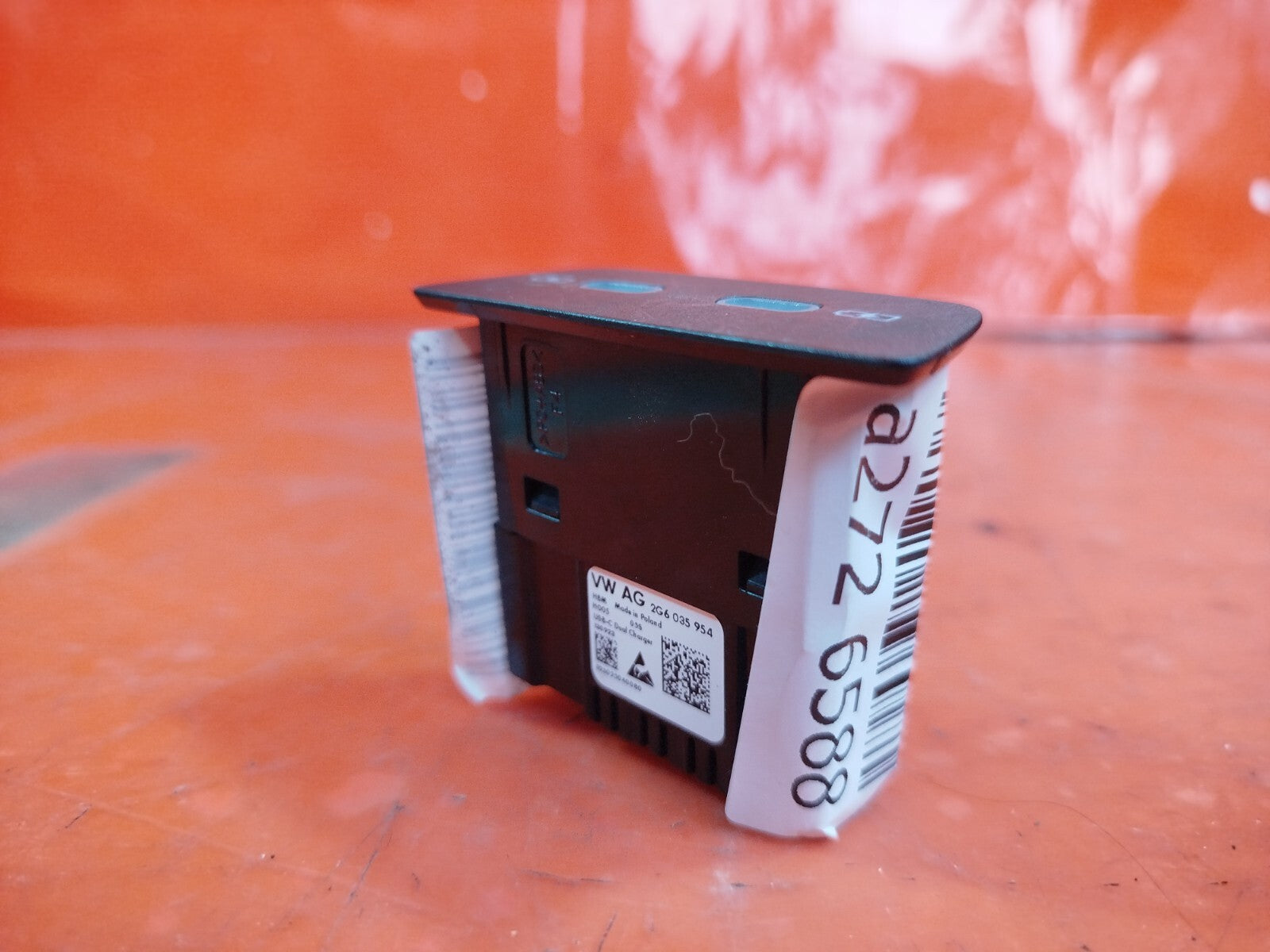 ✅CUPRA BORN V2 Ev 2023 REAR CENTRE CONSOLE USB SOCKETS 2G6035954 Warranty A272 - Image 7