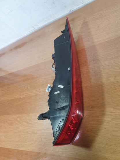 ✅2017 JAGUAR F-PACE X761 3.0P REAR LEFT OUTER TAIL LIGHT HK8313405AE A196 - Image 7