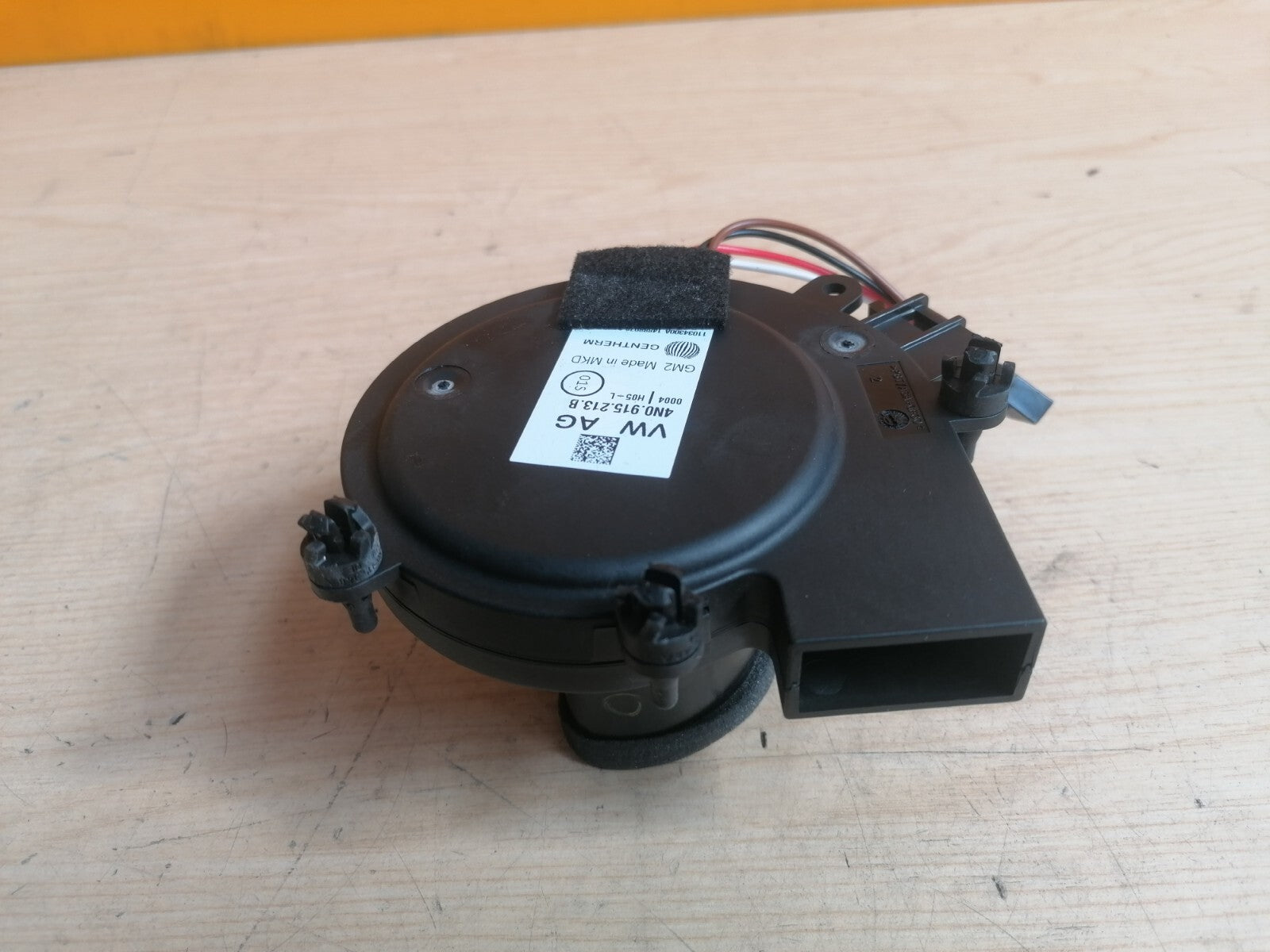 ebay-src:https://i.ebayimg.com/00/s/mtiwmfgxnjaw/z/xr4aaoswn6fk6hsn/$_57.jpg