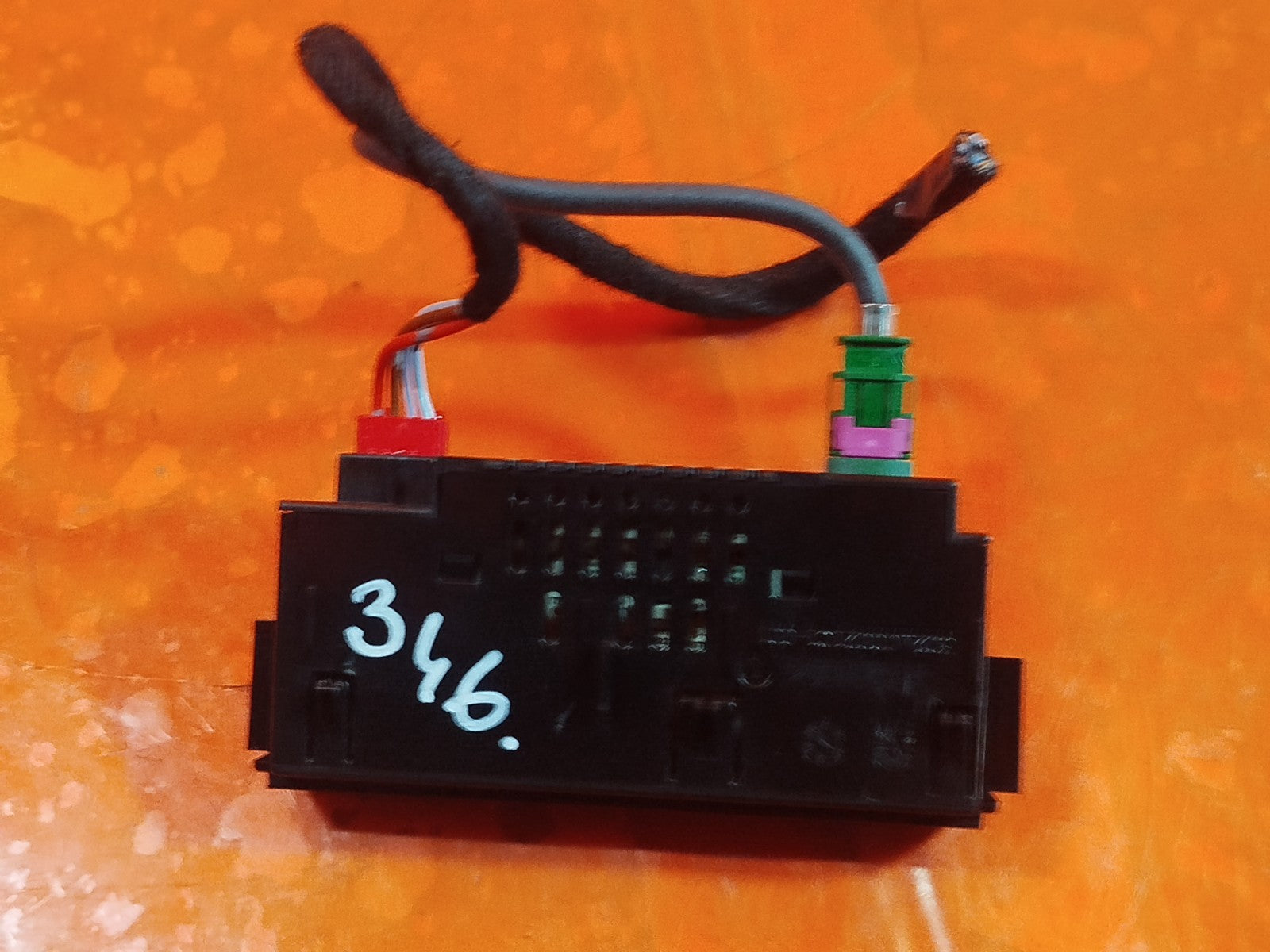 ebay-src:https://i.ebayimg.com/00/s/mtiwmfgxnjaw/z/uq0aaeswanvpey-c/$_57.jpg