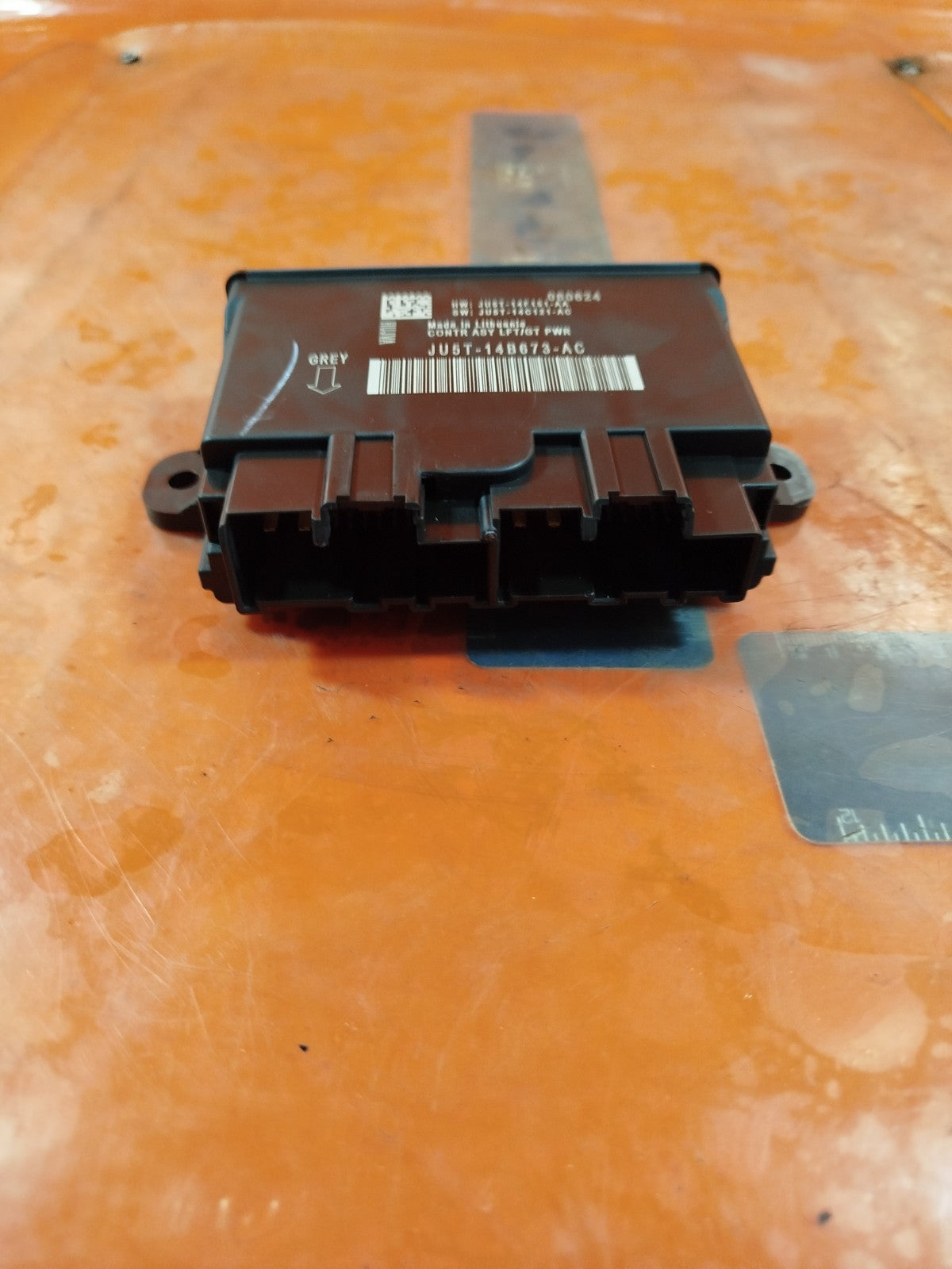 ebay-src:https://i.ebayimg.com/00/s/mtywmfgxmjaw/z/tuqaaeswcldpqpmo/$_57.jpg