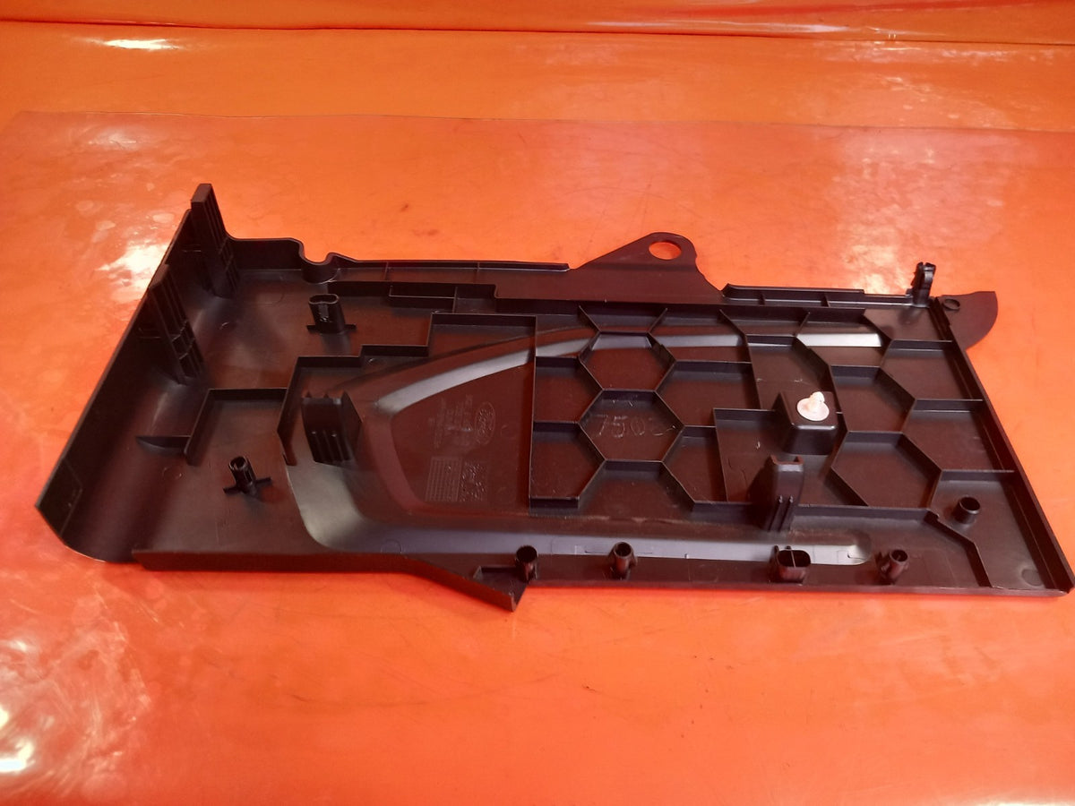 ebay-src:https://i.ebayimg.com/00/s/mtiwmfgxnjaw/z/kw8aaeswiujqfglt/$_57.jpg
