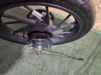 ✅HONDA GLR125 1W PETROL 2019 WHEEL 90/90-18 Warranty A117 - Image 9