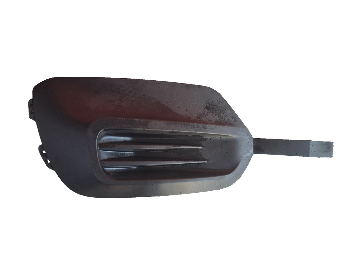 2020 Vauxhall Combo MK4 Front Left Fog Light Grill Cover 9816778480 A414 - Image 1