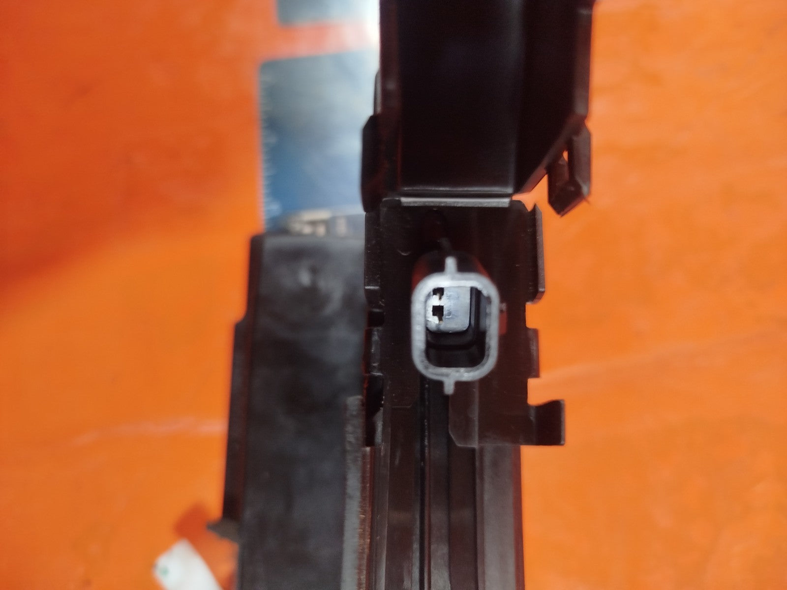 ✅2024 DACIA DUSTER JOURNEY DOOR LOCK FRONT RIGHT 805029426R + WARRANTY A364 - Image 8