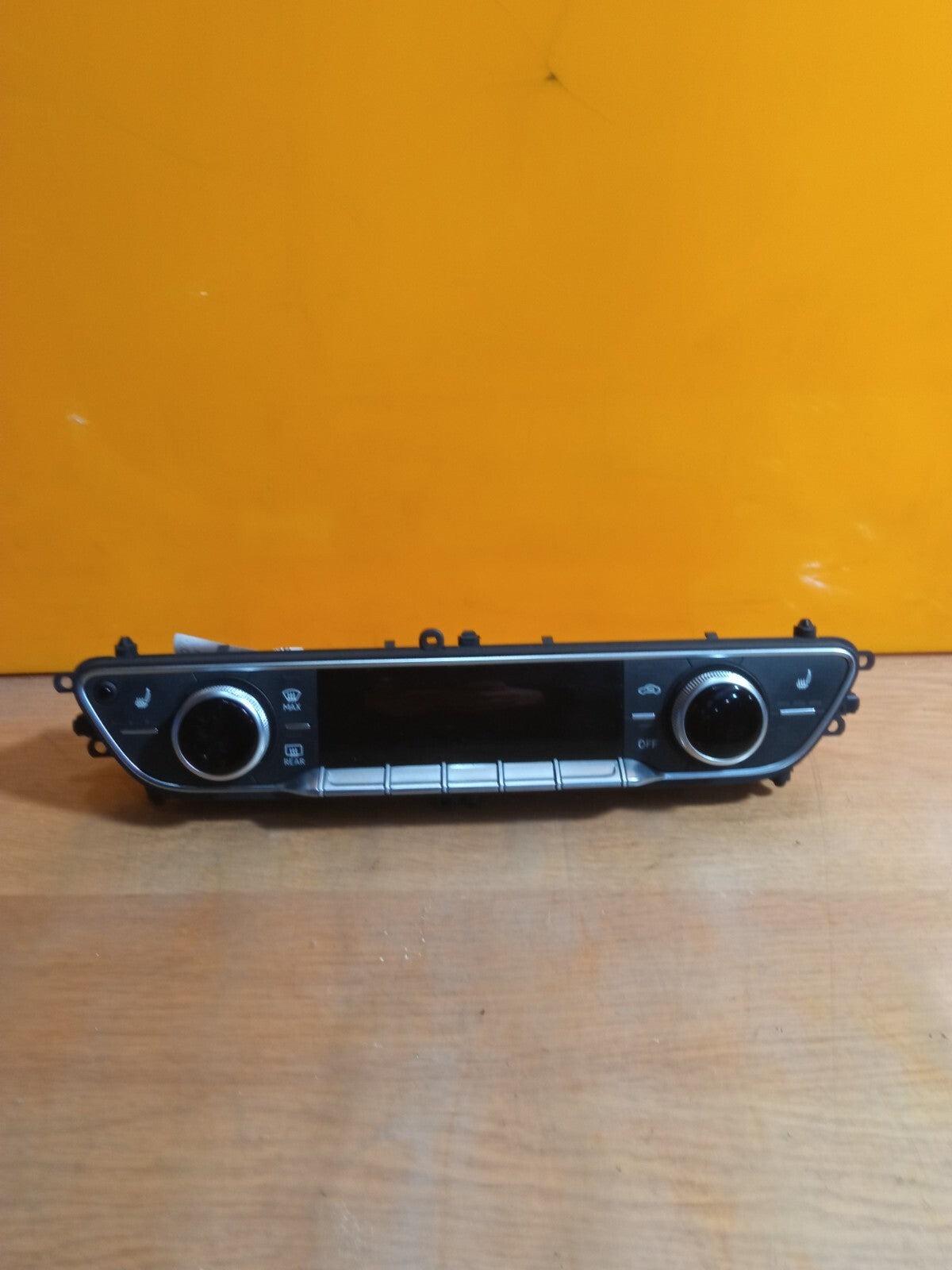 ✅Audi A5 F5 S-Line 2.0 TDI 2016 Heater Climate Control Panel 8W0820043G A142 - Image 2