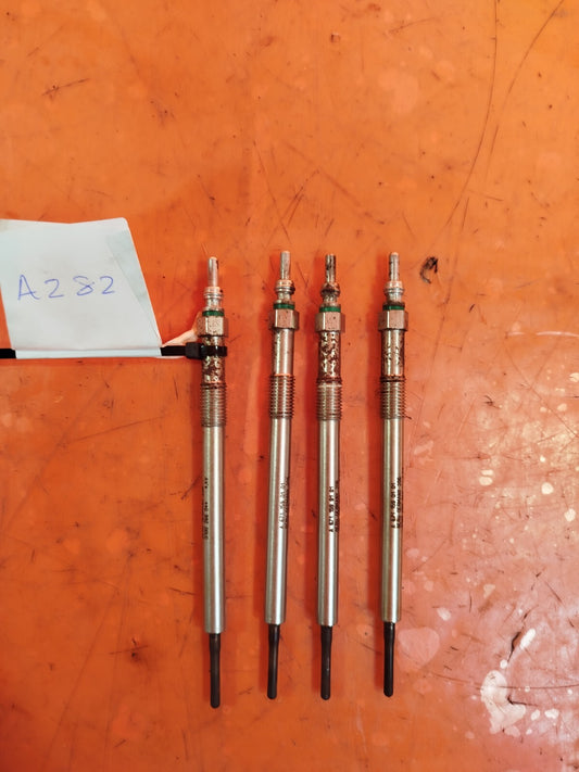 ✅SSANGYONG KORANDO S 2.0 DIESEL 2013 GLOW PLUG 1x 0100266044 A6711590101 A282 - Image 1