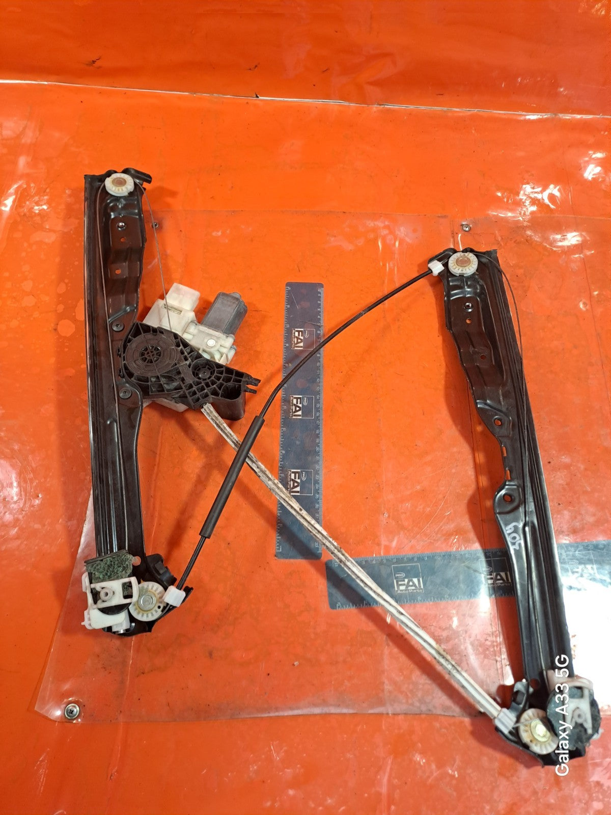 ✅PEUGEOT 308 1.5 DIESEL 2019 FRONT RIGHT WINDOW MOTOR REGULATOR 9825710280 A309 - Image 9