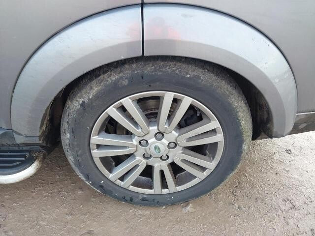 ✅LAND ROVER DISCOVERY 4 L319 3.0 DIESEL 2010 BREAKING PRICE PER WHEEL NUT ONLY - Image 4