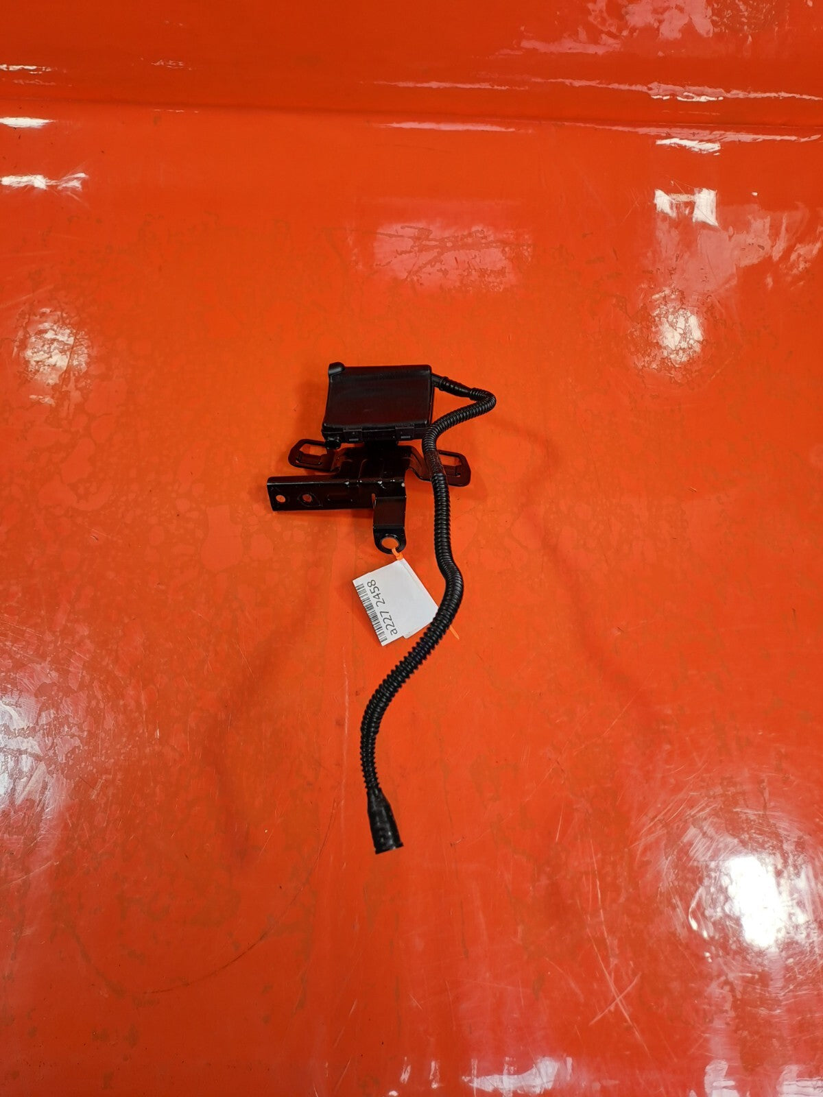 2023 CUPRA LEON VZ2 1.4P BATTERY BREATHER PIPE 0D9127417 + WARRANTY A227 - Image 1