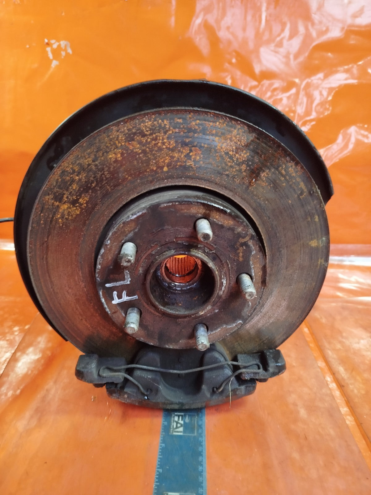 ✅FORD C-MAX ZETEC 1.0 PETROL 2018 FRONT LEFT WHEEL HUB Warranty A237 - Image 1