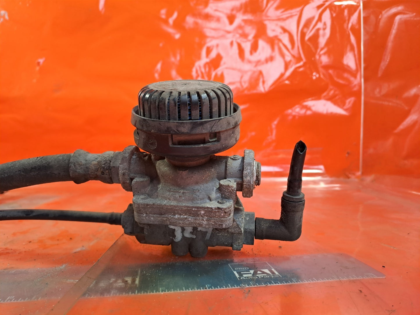 ✅2003 VOLVO FL 5.5D QUICK RELEASE VALVE 3181127 + WARRANTY A324 - Image 2