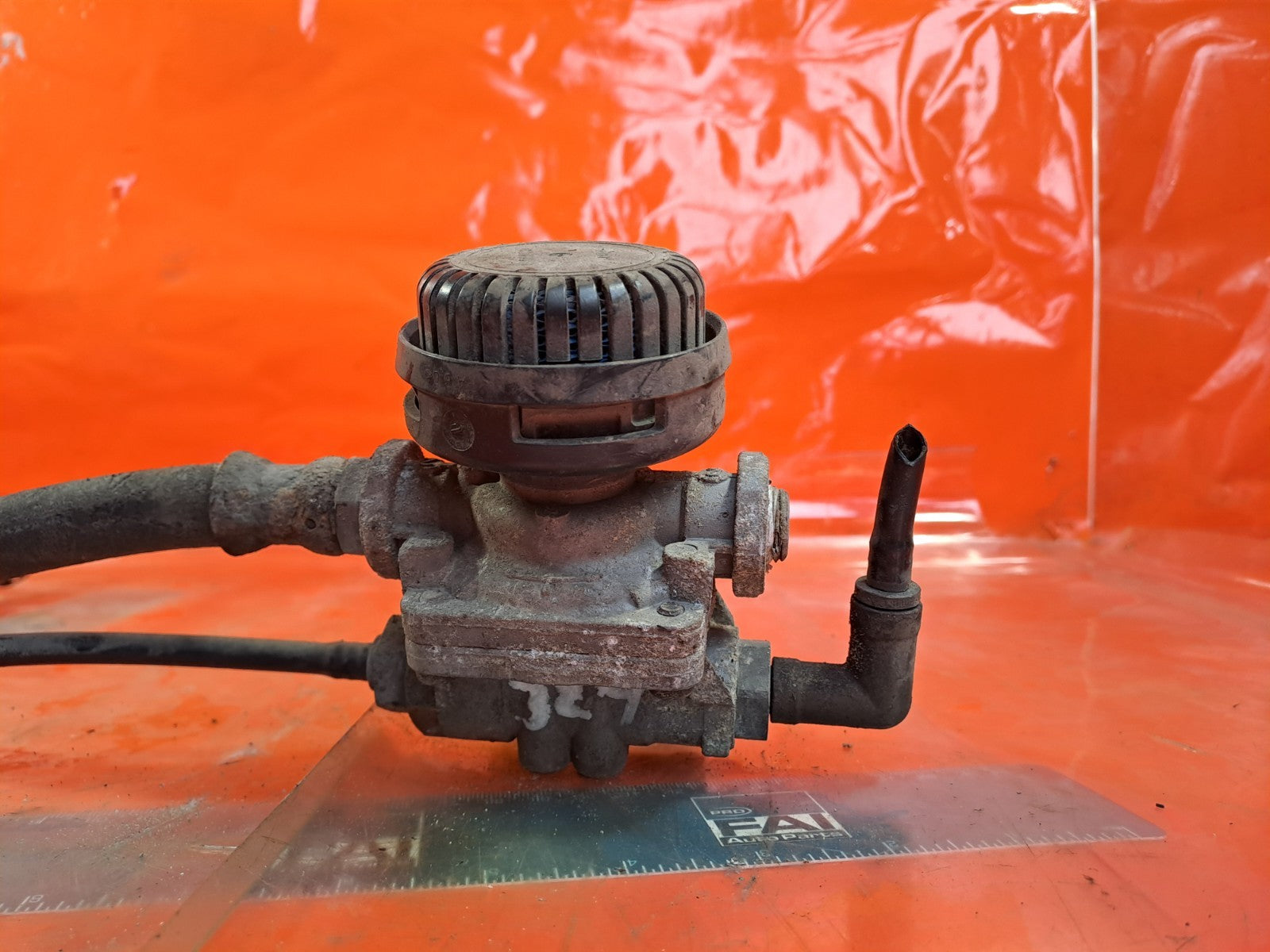 ✅2003 VOLVO FL 5.5D QUICK RELEASE VALVE 3181127 + WARRANTY A324 - Image 2