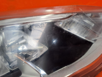 ✅2018-2025 FORD FOCUS MK4 FRONT RIGHT HEADLIGHT JX7B-13W029-BE scratches repair - Image 6