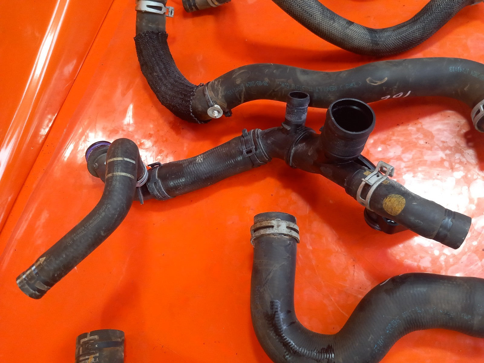 2024 Dacia Jogger Pipe Hose Set 210477334R Warranty A391 - Image 7