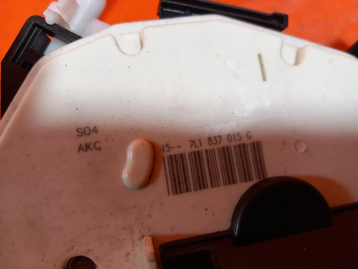 ebay-src:https://i.ebayimg.com/00/s/mtiwmfgxnjaw/z/mfgaaeswqclqzfjq/$_57.jpg