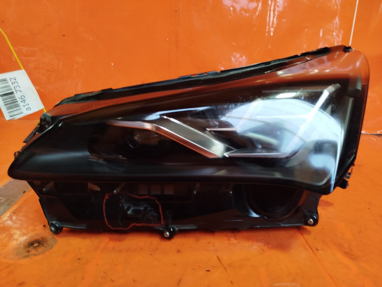 ✅Lexus NX 300H 2019 Front Left LED Headlight spares or repair broken 81170-78230 - Image 2