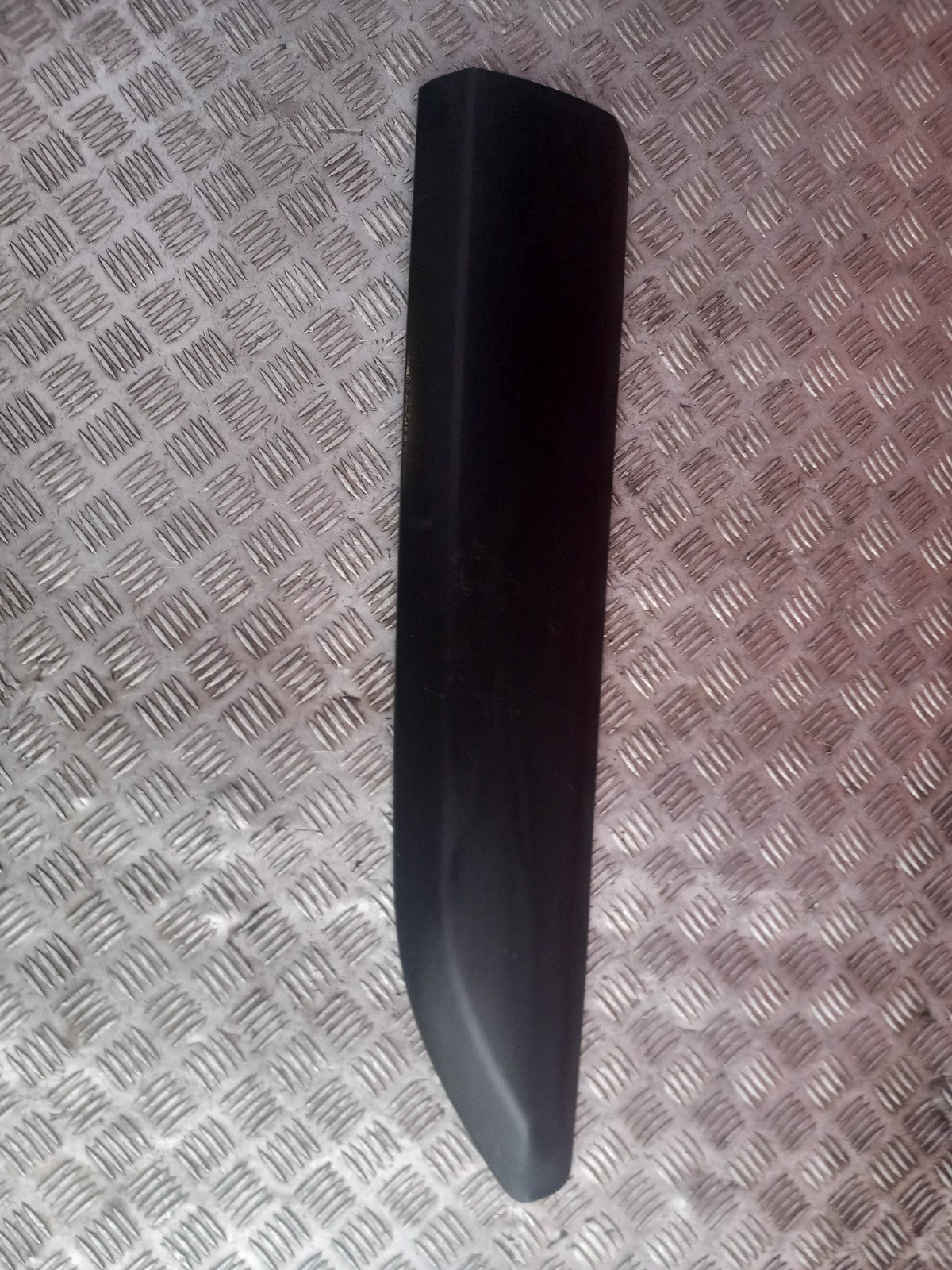 2021 Citroen Berlingo K9 Front Left Door Moulding Trim 9817696377 Warranty A415 - Image 4