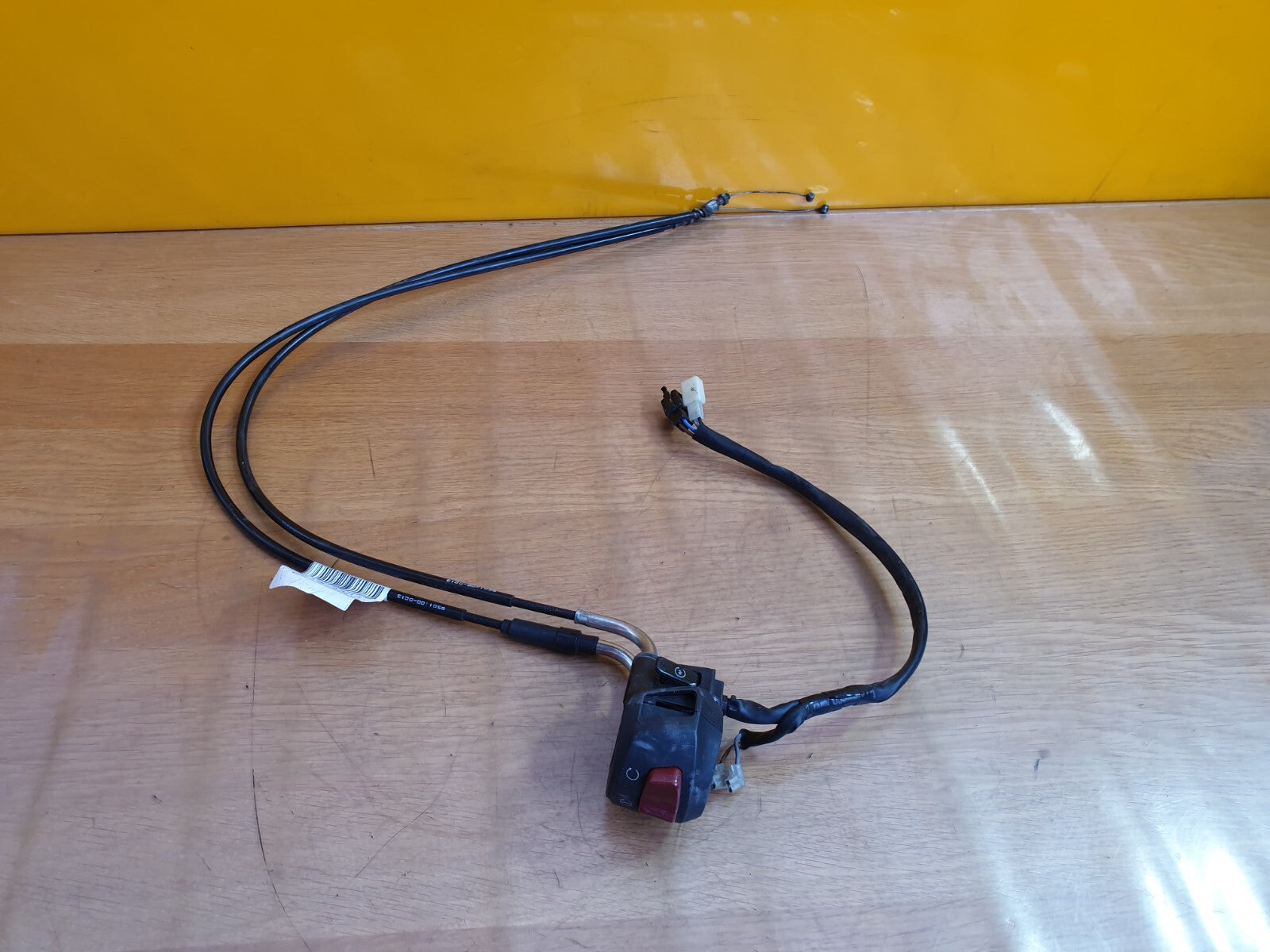 ✅2020 Yamaha YZF R125 Petrol Right Hand Switch Gear + Warranty A124 - Image 12