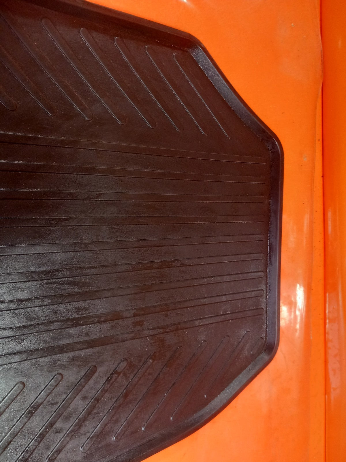 2021 Ford Transit Custom Front Left Rubber Floor Mat DK2B-B13087-LAW A372 - Image 2