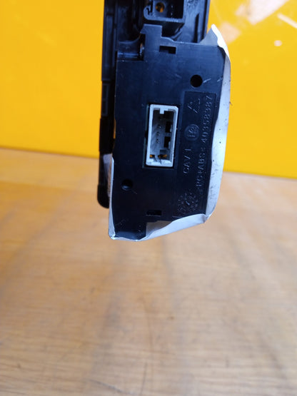 ✅2012 Range Rover Evoque L538 AUX In USB IPod Connectivity Socket Port LR025882 - Image 5