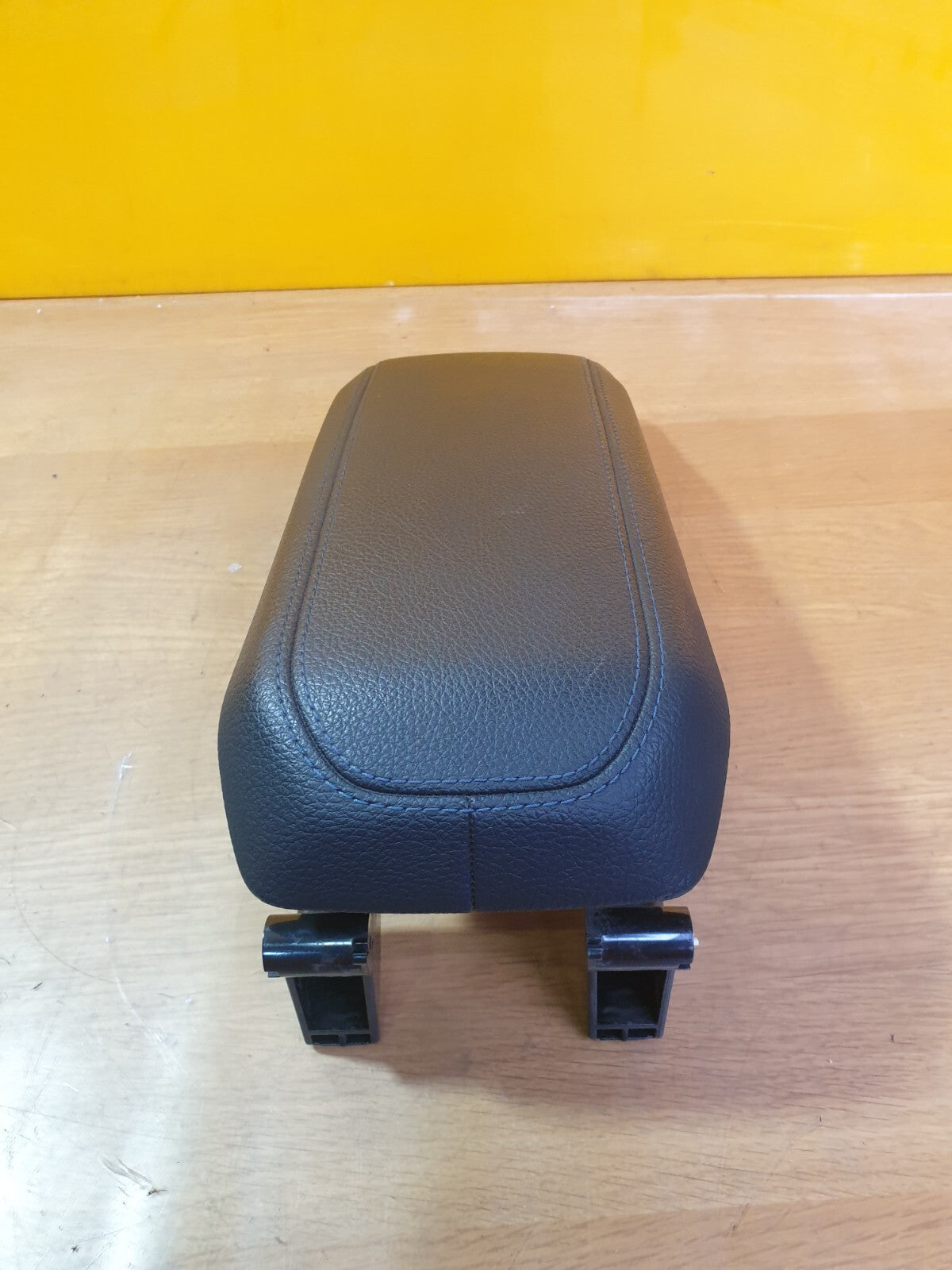 ✅2021 BMW 1 SERIES F40 M SPORT CENTRE CONSOLE ARMREST 9460084 + WARRANTY A177 - Image 9