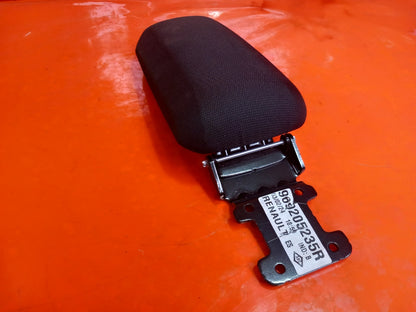 2024 Dacia Jogger Centre Console Armrest 969205235R Warranty A391 - Image 5