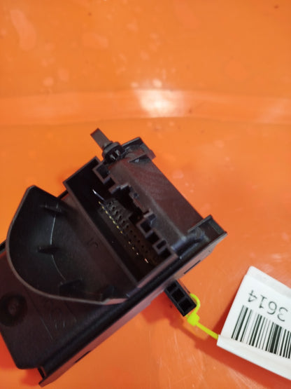 ebay-src:https://i.ebayimg.com/00/s/mtywmfgxmjaw/z/r0oaaoswnjpnsesw/$_57.jpg