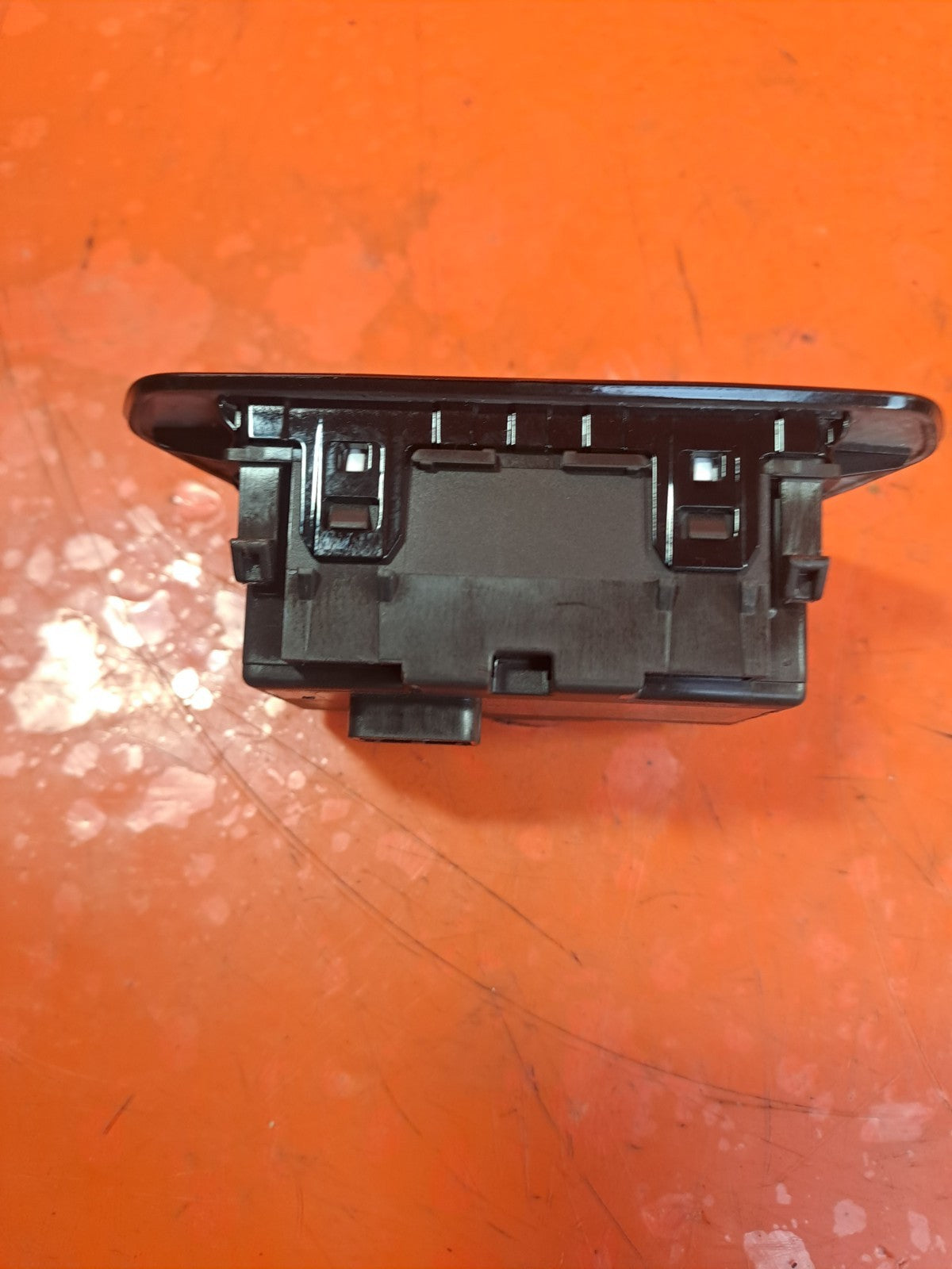 ebay-src:https://i.ebayimg.com/00/s/mtywmfgxmjaw/z/syqaaeswjjvpnwfx/$_57.jpg