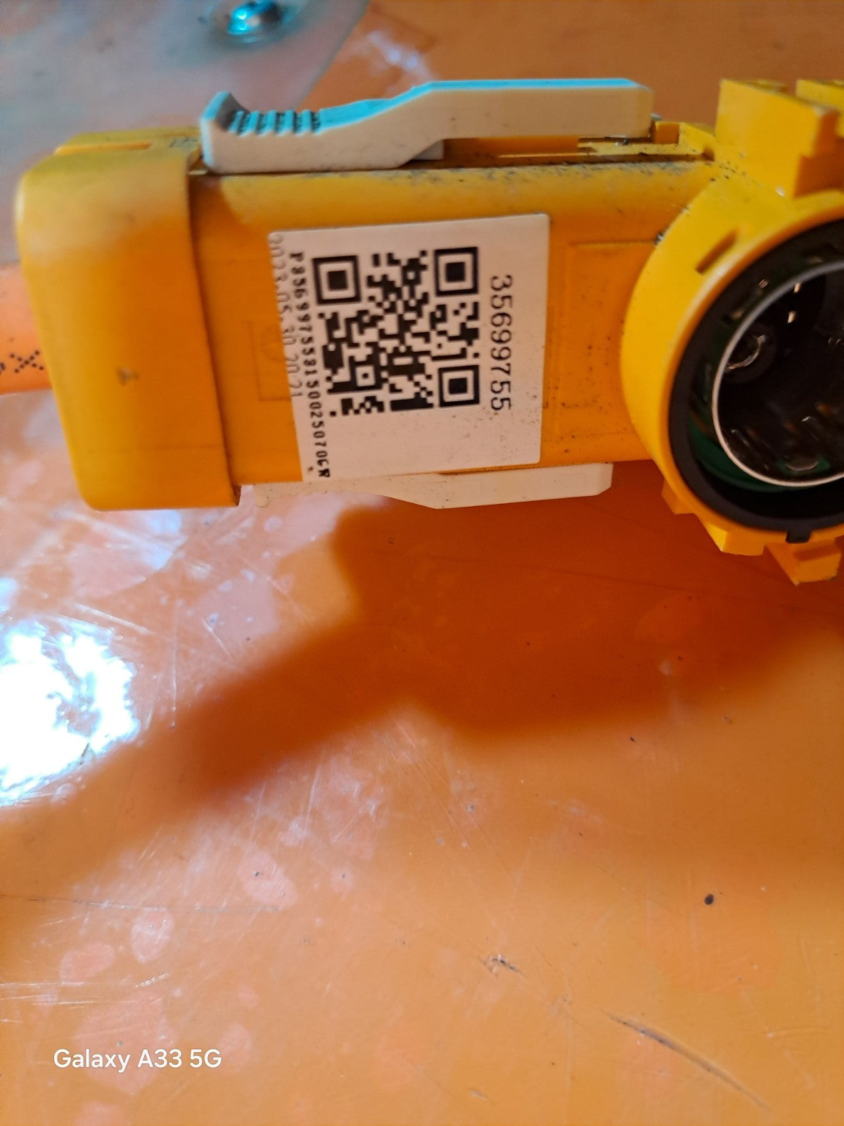 ebay-src:https://i.ebayimg.com/00/s/mtywmfgxmjaw/z/tcuaaeswttnpeifi/$_57.jpg