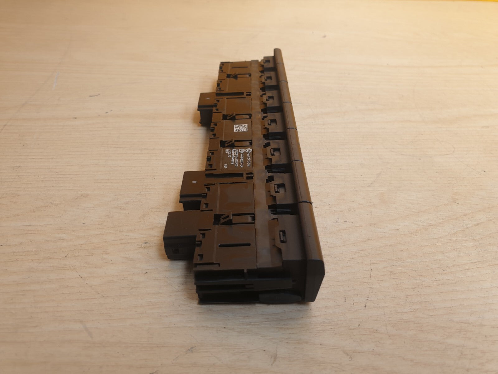 SKODA KAROQ 1.0 PETROL 2020 HAZARD LOCK SWITCH 565927132AK - Image 11